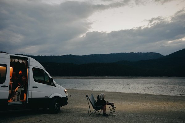 Comment installer un système de surveillance vidéo pour un camping-car?